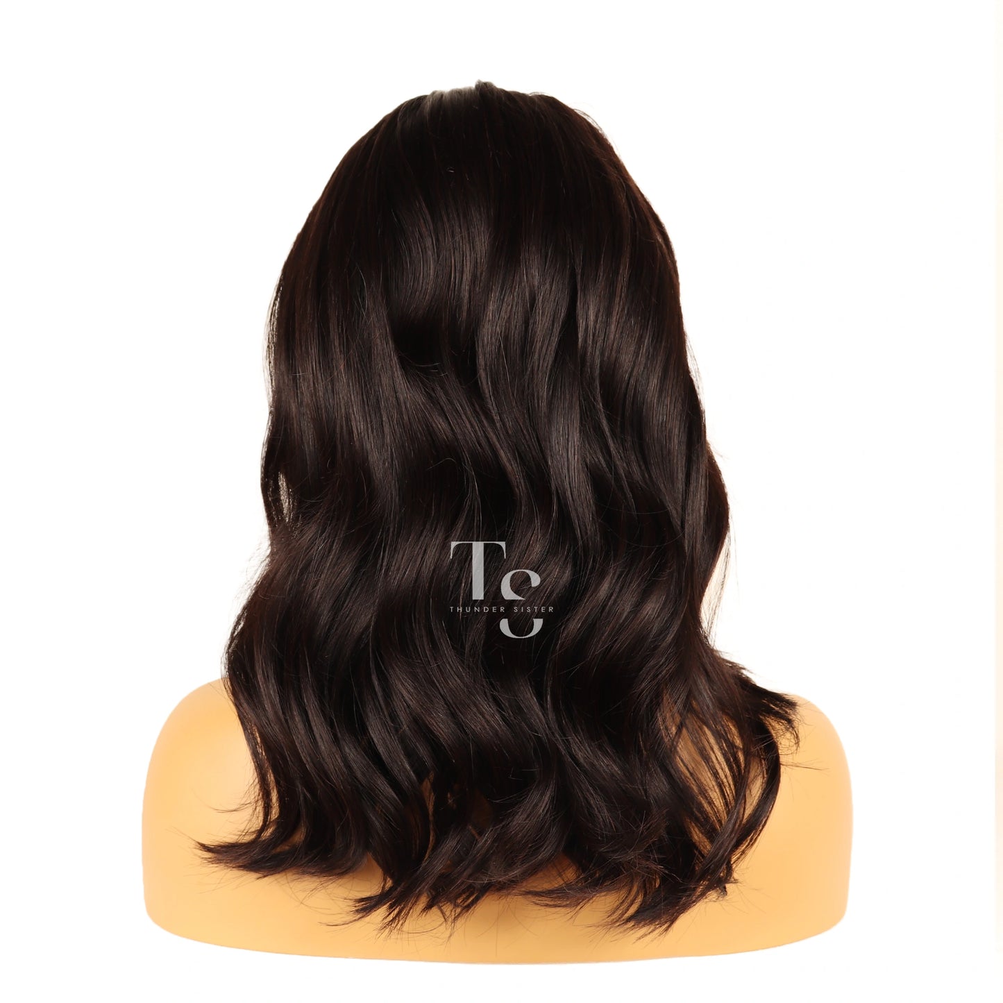 Amy Choppy Layers Wavy HD 13X6in Lace Front Wig